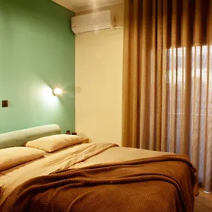 Designer Close To The Center + Free Parking Daire Selanik