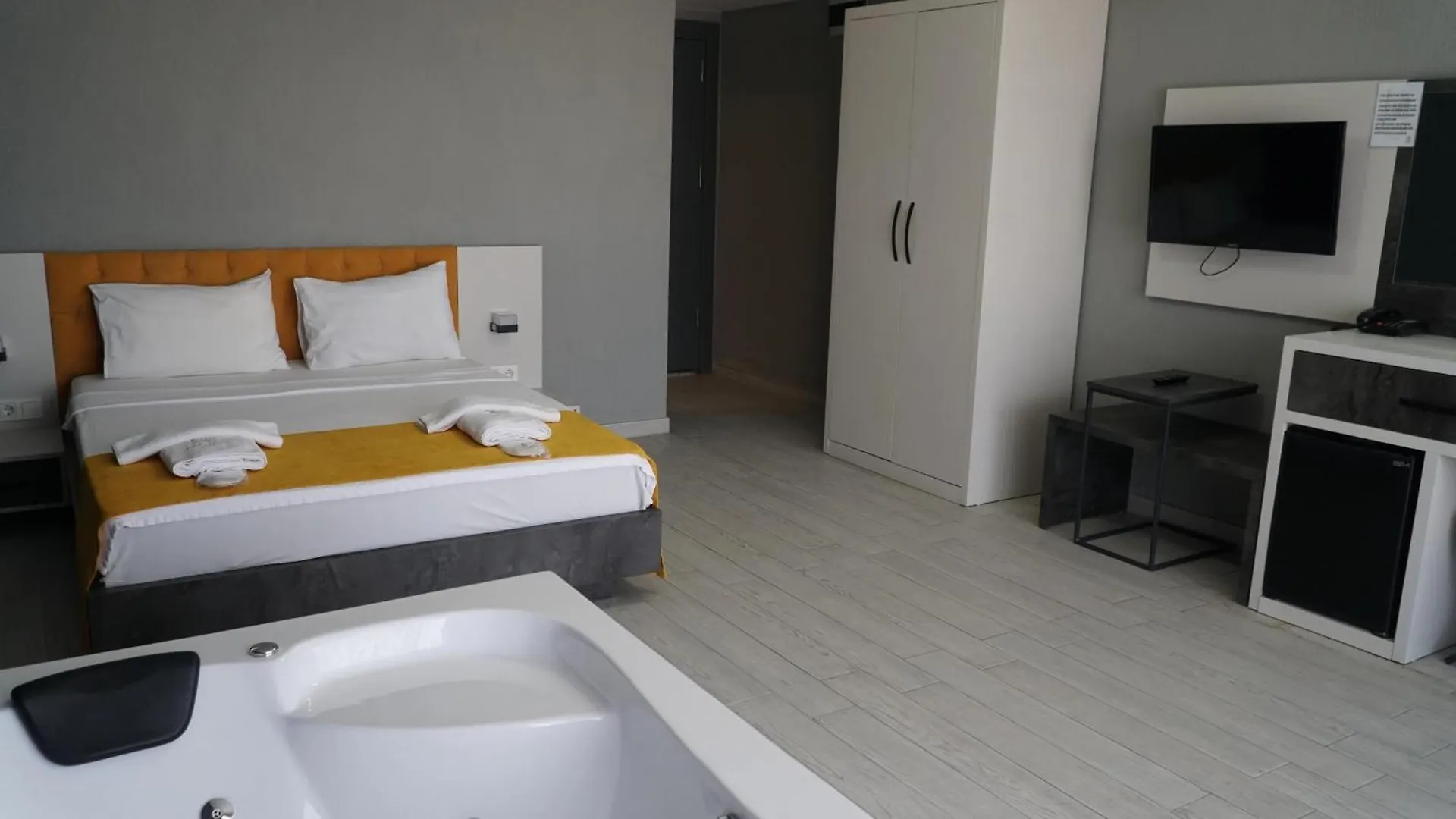 Lizbon Hotel Izmir