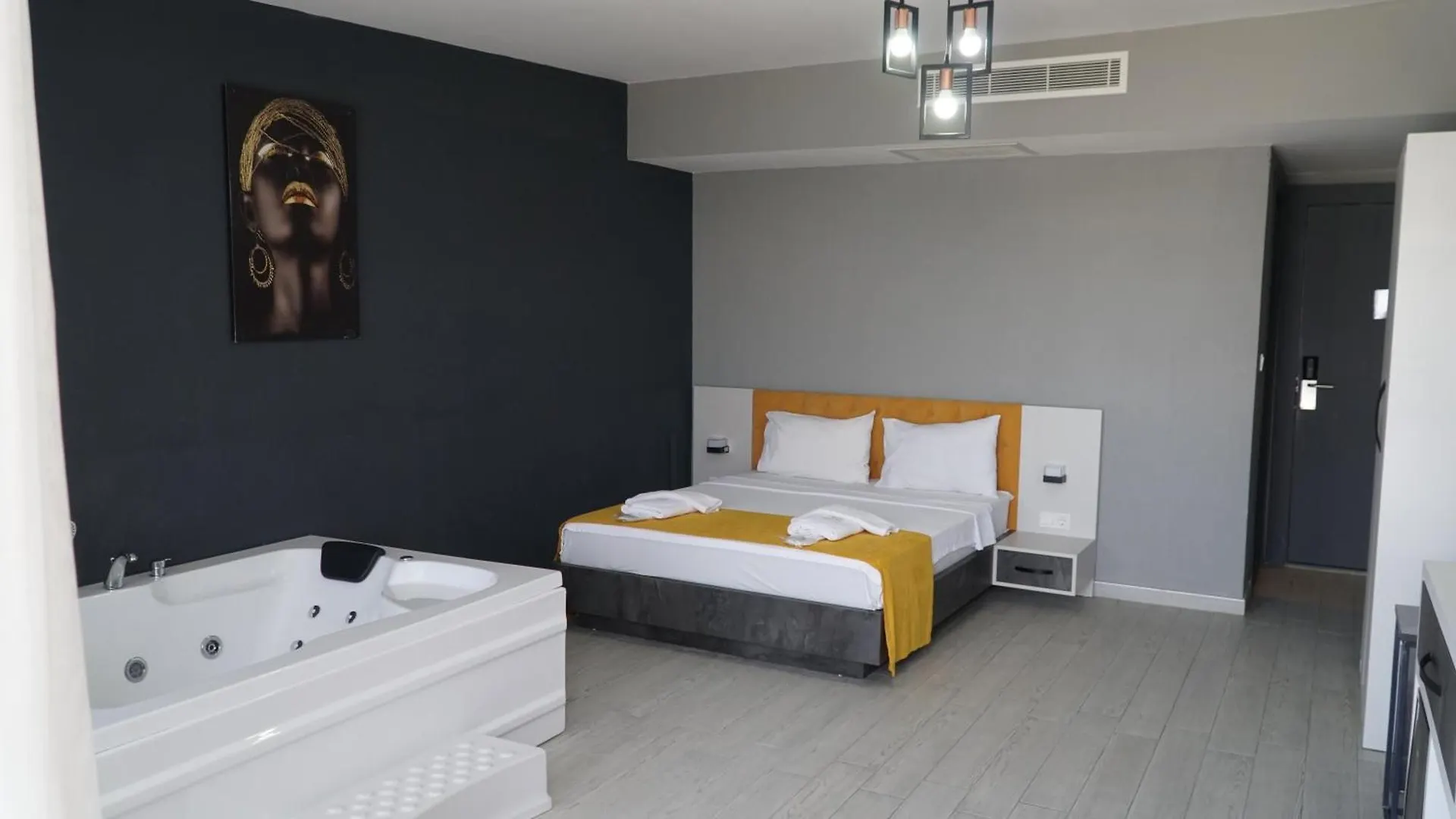 Lizbon Hotel Izmir